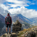 Choisir un trek accessible pour une première expérience dans l’Himalaya